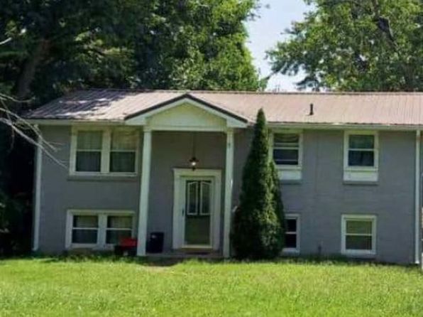 102 Moyna Dr