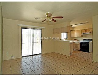 3rd image of 1211 Ivy Ln