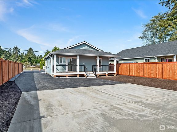 3rd image of 608 N 2nd Street