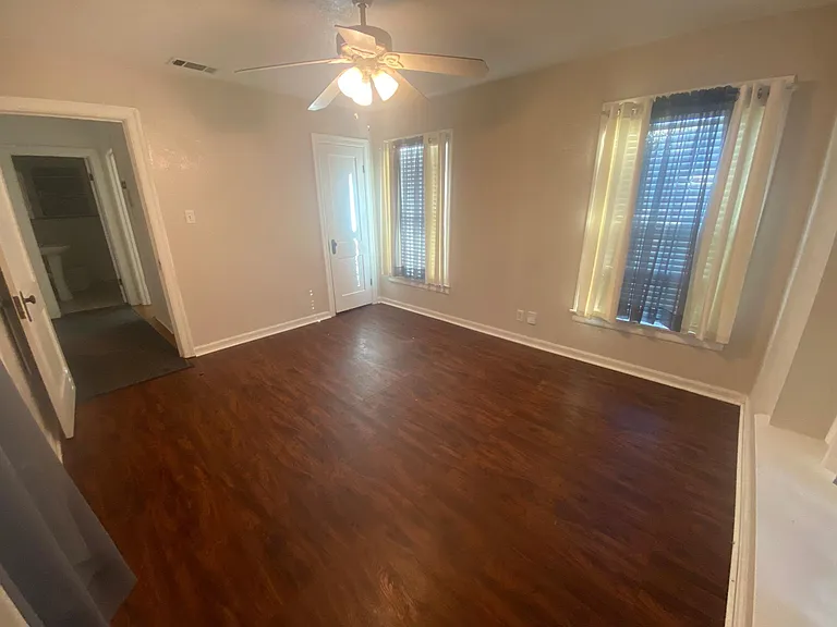 805 Roosevelt St — Photo 21