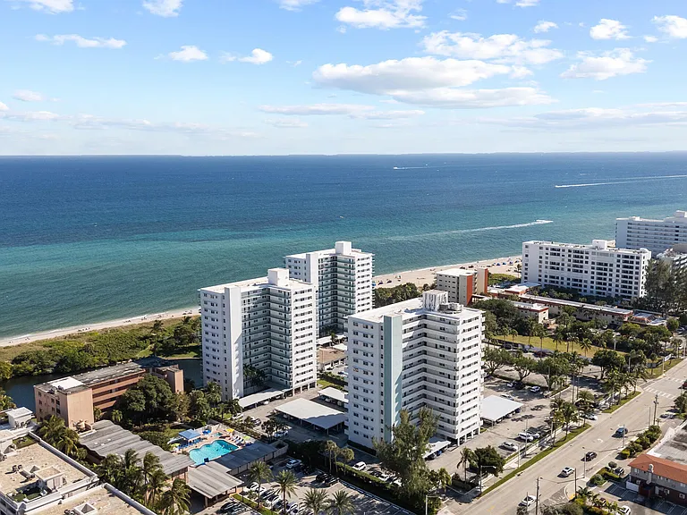 1630 N Ocean Blvd #812 — Photo 33