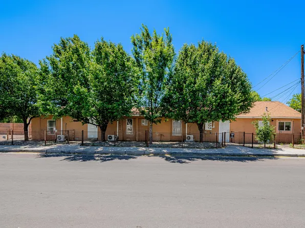 704 Pacific Ave SW #B, Albuquerque, NM 87102