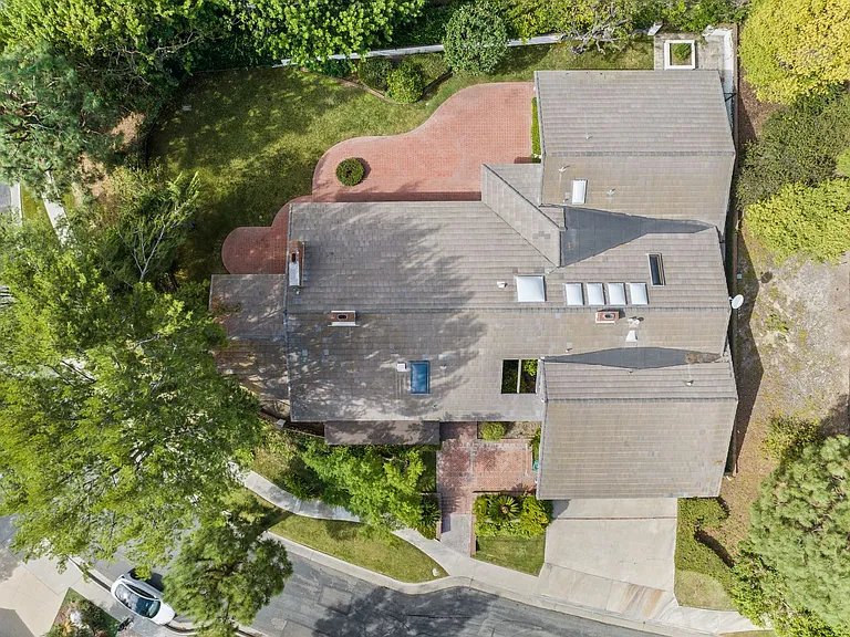 17 Pinehurst Ln — Photo 32