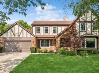 1205 Brian Cir, Libertyville, IL 60048