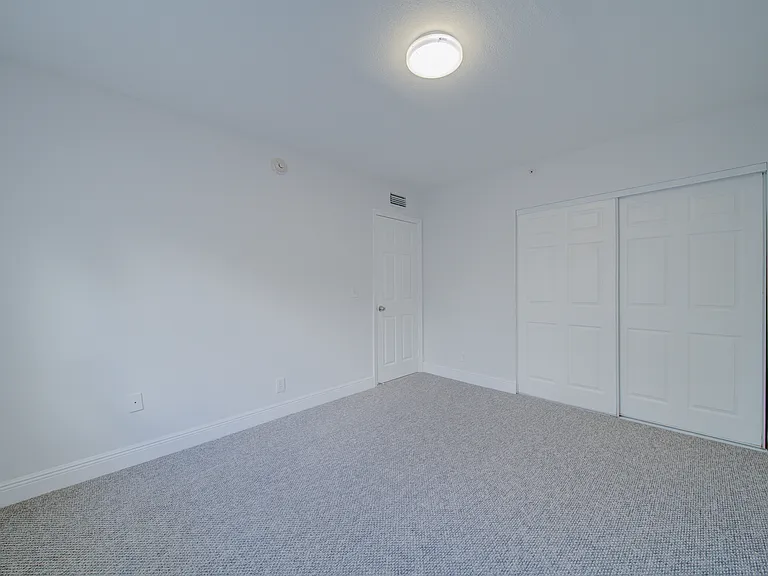 1611 NE 3rd Ave #2 — Photo 13