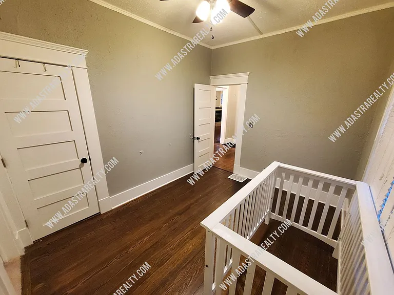 4521 Fairmount Ave — Photo 13