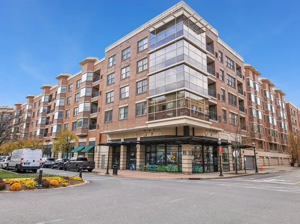 22 Avenue At Port Imperial image 31 of 34