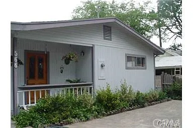 566 Forest Dr photo 1