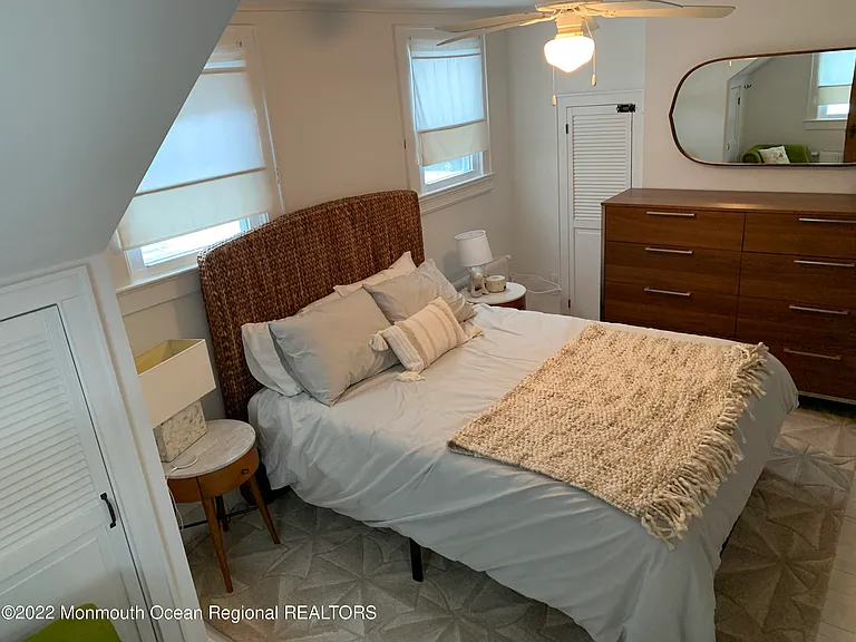 1836 Parkway Way — Photo 16