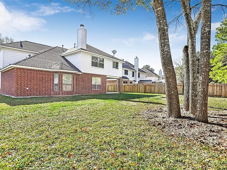13019 Chandler Chase Ct — Photo 37