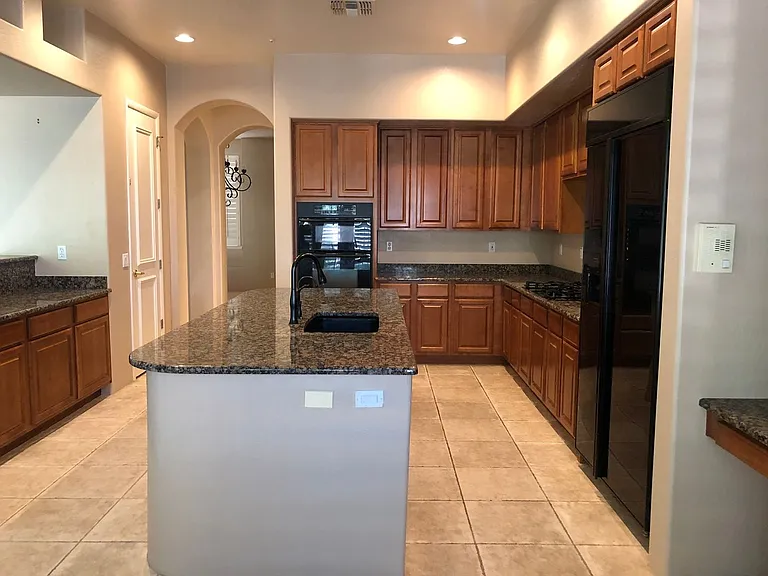 21948 N 79th Pl — Photo 11