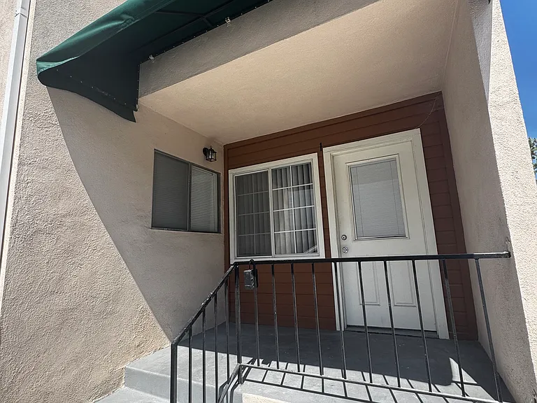 3055 Foothill Blvd #1 — Photo 3