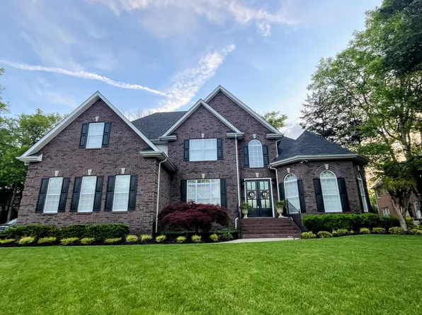 2306 Garrison Cv, Murfreesboro, TN 37130