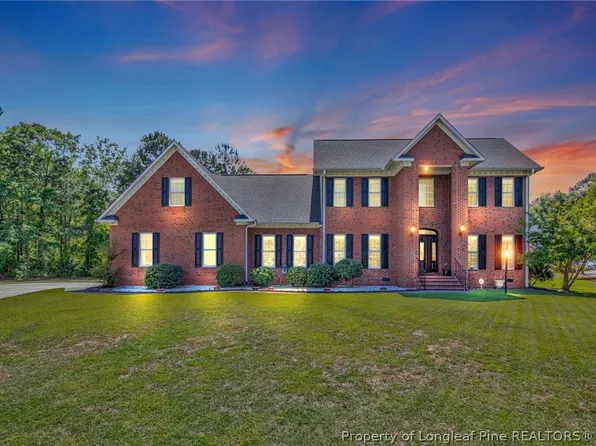 3910 W Bent Grass Dr, Fayetteville, NC 28312