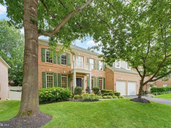 3810 Daniels Run Ct, Fairfax, VA 22030