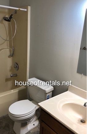 5th image of 1614 Shady Dr #6