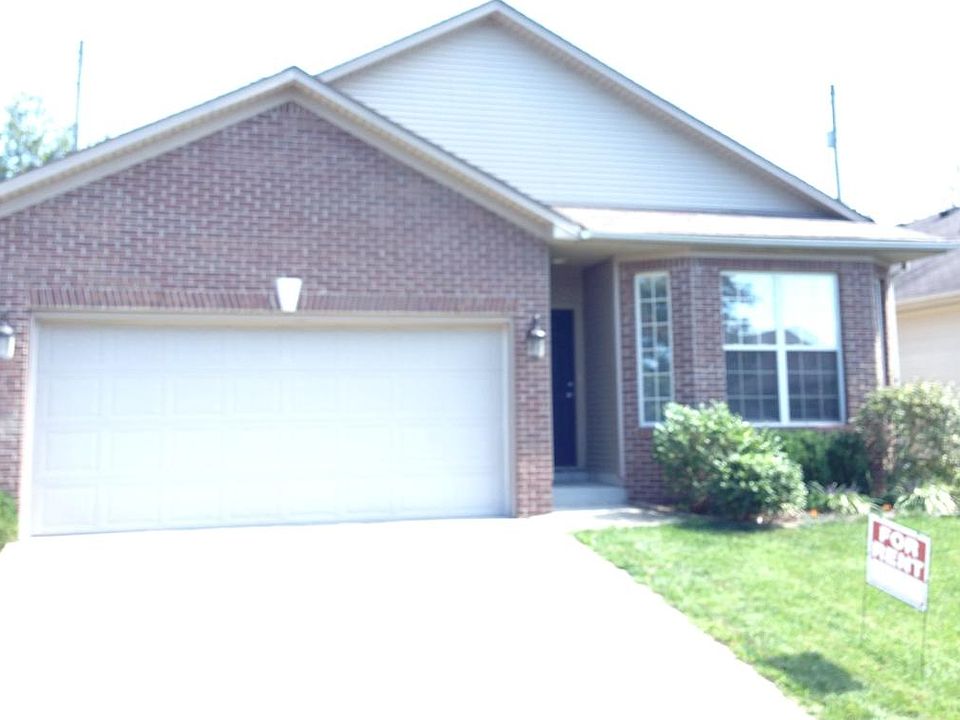 1st image of 600 Green Valley Dr
