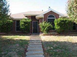 1557 Warwick Dr, Lancaster, TX 75134