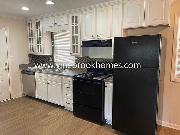 4th image of 3217 Green Grove Dr NE
