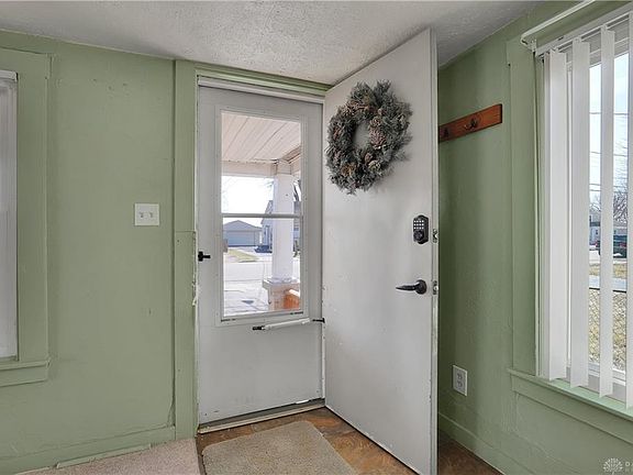 5th image of 3609 Clearview Ave