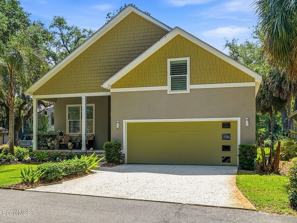 1st image of 38 W Lake Dr