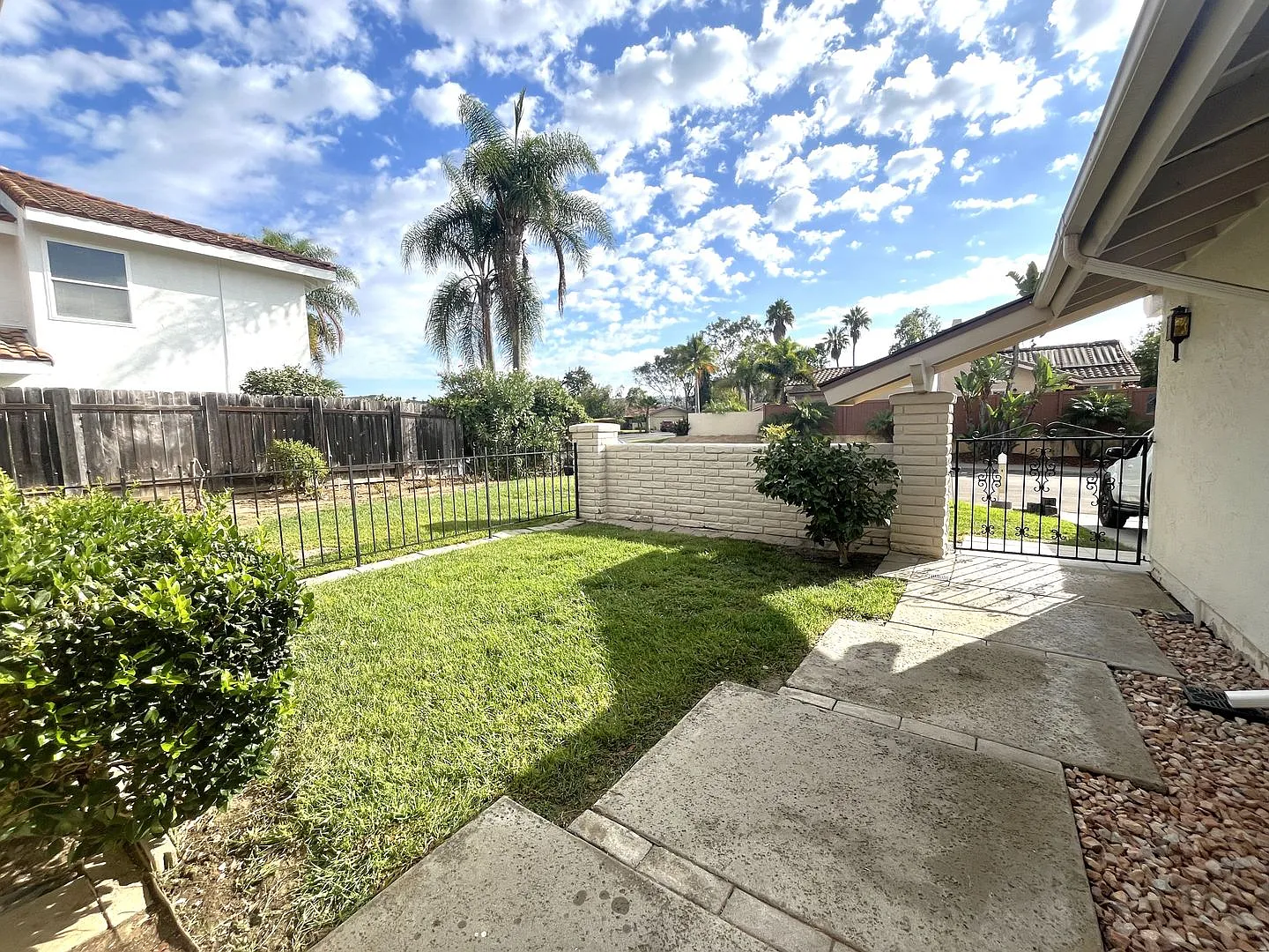 Light and Bright, Single-Story Home on a Spacious Lot in the Heart of La Costa: Steps to School &... — Photo 3