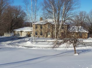 126 Fairfield Hill Rd, Saint Albans, VT 05478