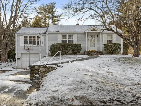 74 South St, Auburn, MA 01501