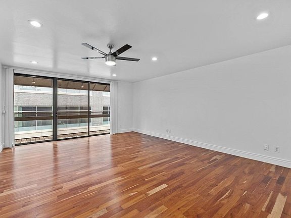 3rd image of 290 Fillmore St Suite B