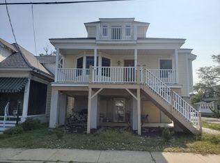 17 Washington Ave, Highlands, NJ 07732
