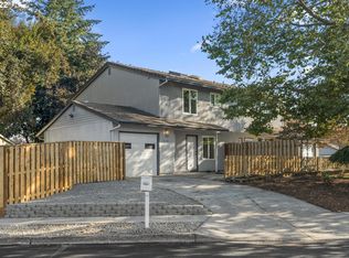 1310 SW 28th St, Troutdale, OR 97060