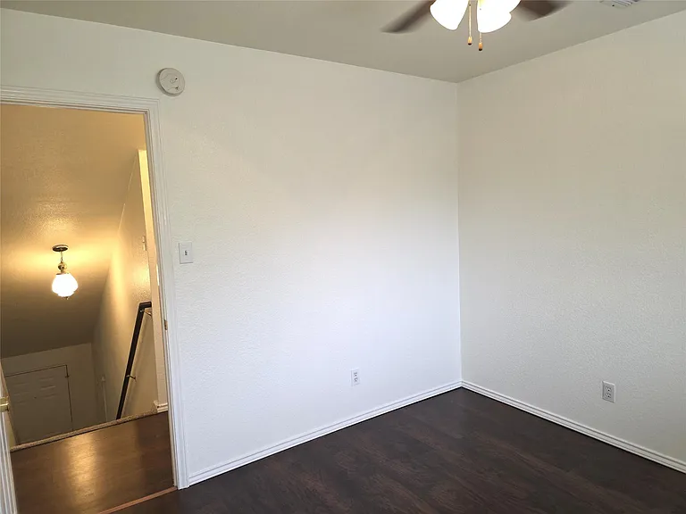 1600 Hollow Tree Blvd — Photo 24