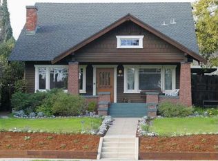 1601 Las Lunas St, Pasadena, CA 91106