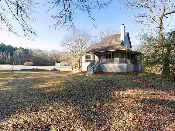 3rd image of 150 Beaver Ridge Dr