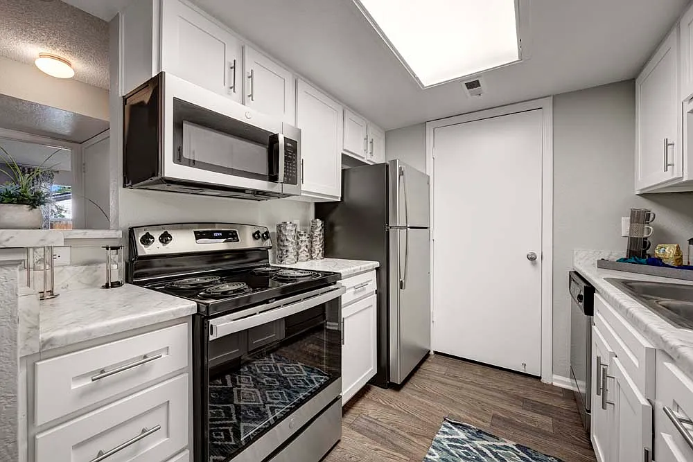 Waterfield Court — Photo 1