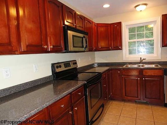 5th image of 228 Hanalei Dr