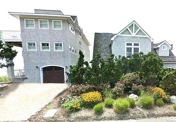 2nd image of 200 Jefferis Ave
