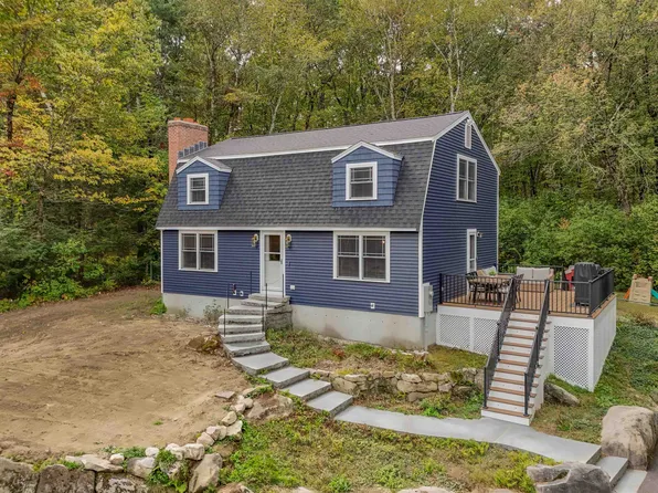 9 Holstein Avenue, Londonderry, NH 03053