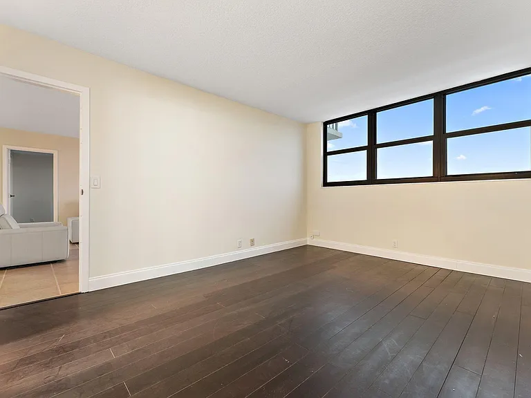 336 Golfview Rd #905 — Photo 26