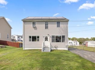 37 Orlando St, Swansea, MA 02777
