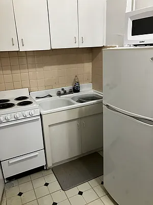 Rented by Jeffrey Mark Peckage Inc. | media 9