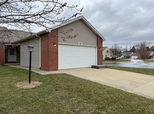 1408 Countryside Pl #1408, Champaign, IL 61821