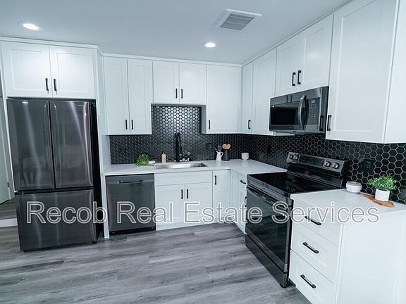 2nd image of 3557-3563 Angwin Dr Unit 3559