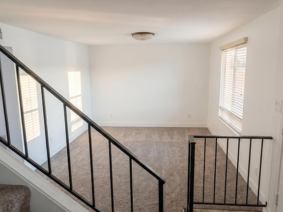 5th image of 1732 E BAKER Drive
