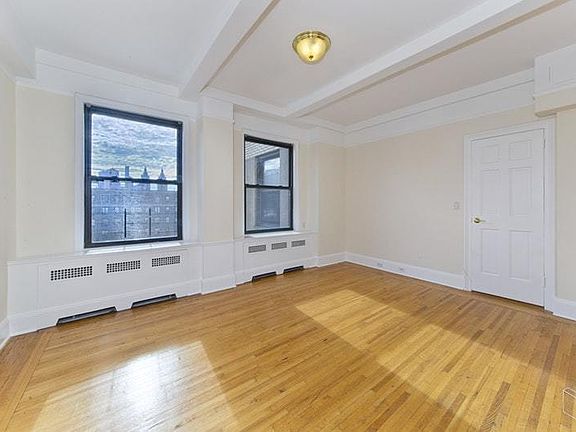 3rd image of 2138 Broadway #16A