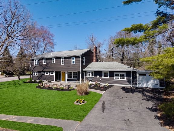 2nd image of 48 Bradford Rd