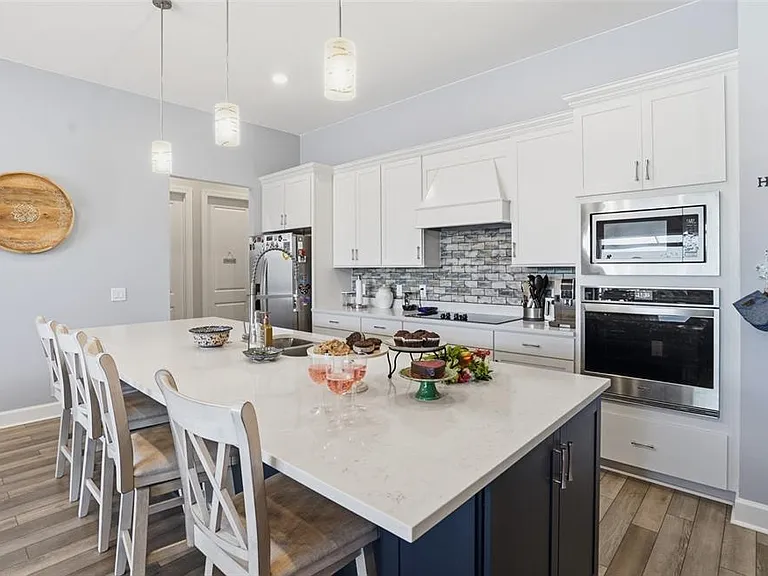 Pebble Ridge Dr — Photo 14
