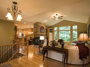 10506 Welcome Dr N, Brooklyn Park, MN 55443