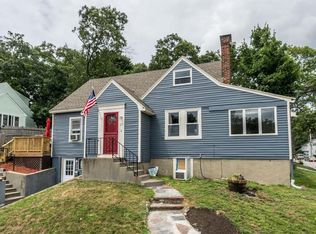 27 Oak Hill Rd, Waltham, MA 02451