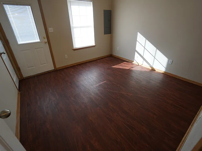 1135 Grinnell Circle A & B — Photo 11